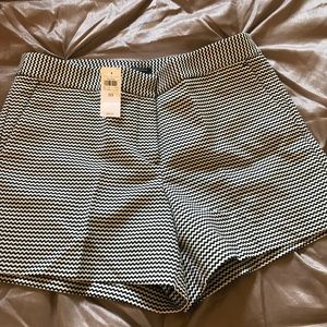 Ann Taylor Black and White pattern shorts.  NWT